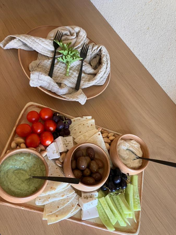 Ethos Vegan Suites Fira  Zewnętrze zdjęcie